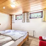 Hennings Appartement *